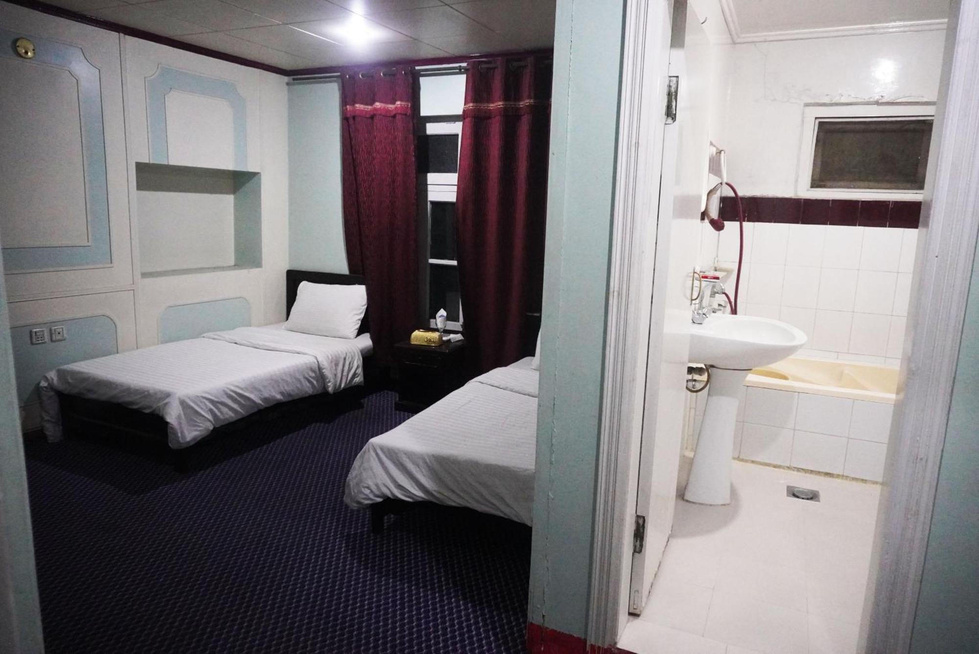 Hotel Dewanekhas Skardu Εξωτερικό φωτογραφία